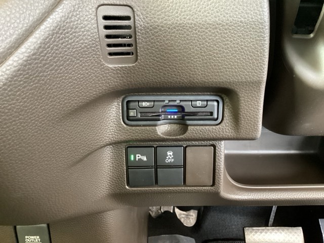 ホンダ Ｎ　ＢＯＸ ６６０ Ｌ R4年 (九州・沖縄) 99