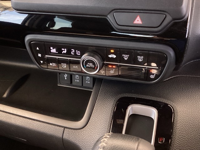 ホンダ Ｎ　ＢＯＸ カスタム ６６０ Ｌ ターボ R3年 (九州・沖縄) 99