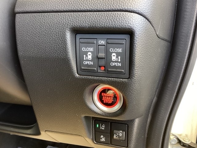 ホンダ Ｎ　ＢＯＸ カスタム ６６０ Ｌ ターボ R3年 (九州・沖縄) 99