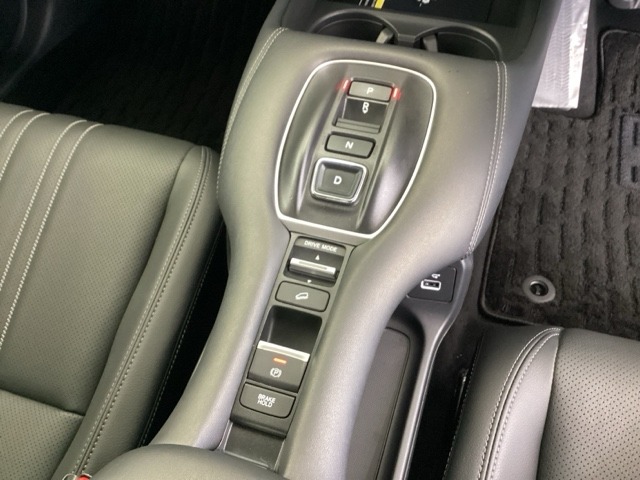 ホンダ ＺＲ－Ｖ ２．０ Ｅ：ＨＥＶ Ｚ R7年 (九州・沖縄) 99