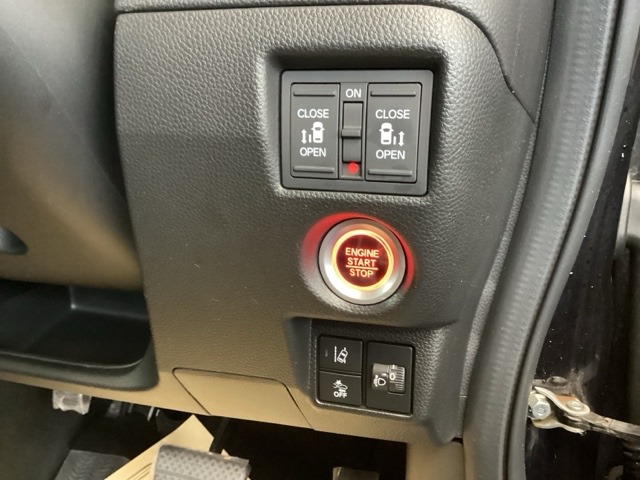 ホンダ Ｎ　ＢＯＸ カスタム ６６０ Ｌ ターボ R3年 (九州・沖縄) 99