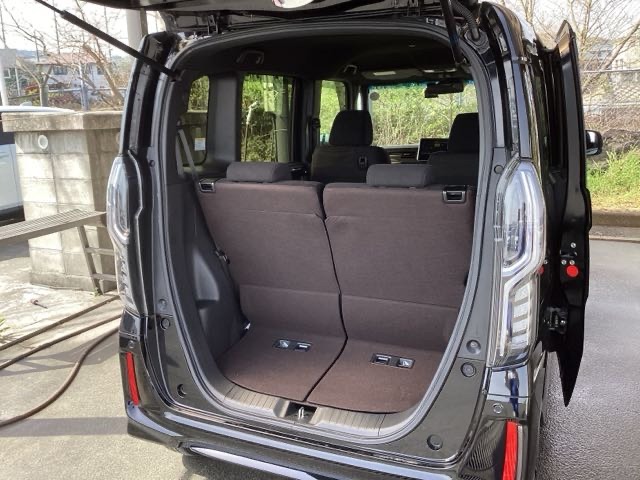 ホンダ Ｎ　ＢＯＸ カスタム ６６０ Ｇ Ｌ ホンダセンシング R1年 (九州・沖縄) 99