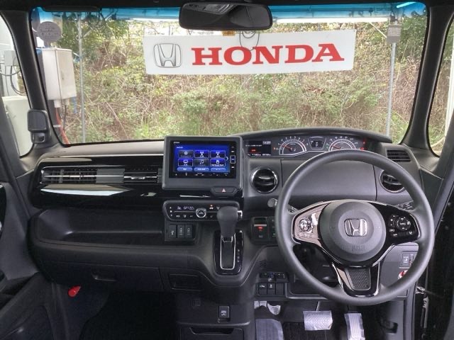 ホンダ Ｎ　ＢＯＸ カスタム ６６０ Ｌ R5年 (九州・沖縄) 99