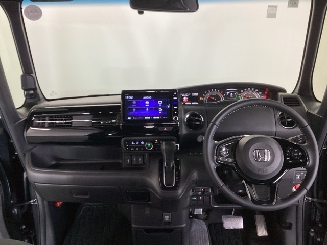 ホンダ Ｎ　ＢＯＸ カスタム ６６０ Ｌ ターボ R3年 (九州・沖縄) 99