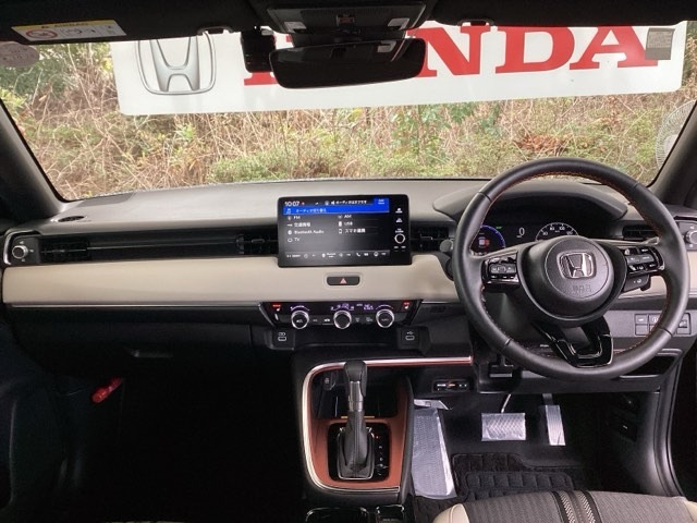 ホンダ ヴェゼル １．５ Ｅ：ＨＥＶ プレイ R5年 (九州・沖縄) 99