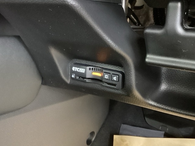 ホンダ ヴェゼル １．５ Ｅ：ＨＥＶ プレイ R5年 (九州・沖縄) 99
