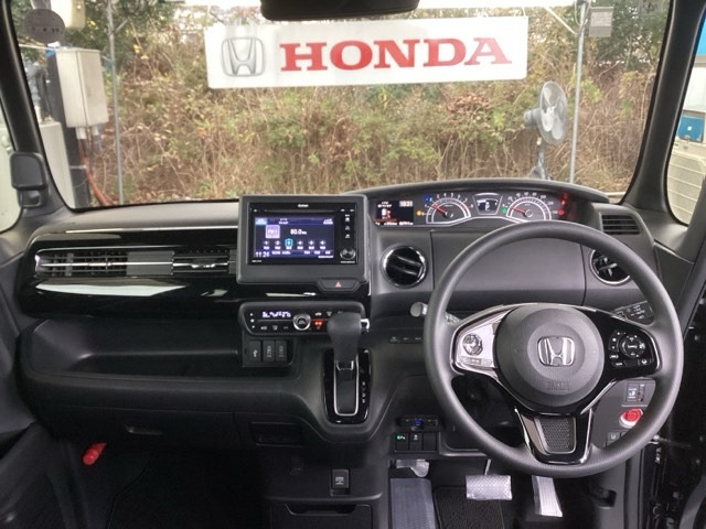 ホンダ Ｎ　ＢＯＸ カスタム ６６０ Ｌ R3年 (九州・沖縄) 99
