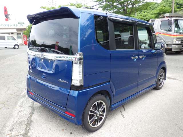 ホンダ Ｎ　ＢＯＸ ６６０ カスタムＧ ＳＳパッケージ H25年 (九州・沖縄) 99