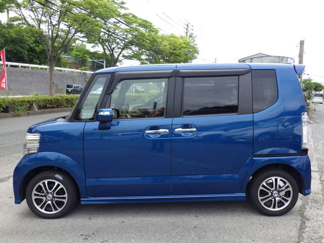 ホンダ Ｎ　ＢＯＸ ６６０ カスタムＧ ＳＳパッケージ H25年 (九州・沖縄) 99