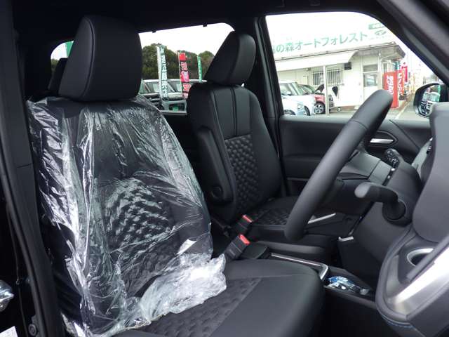 トヨタ ヴォクシー １．８ ハイブリッド Ｓ－Ｚ R8年 (九州・沖縄) 99