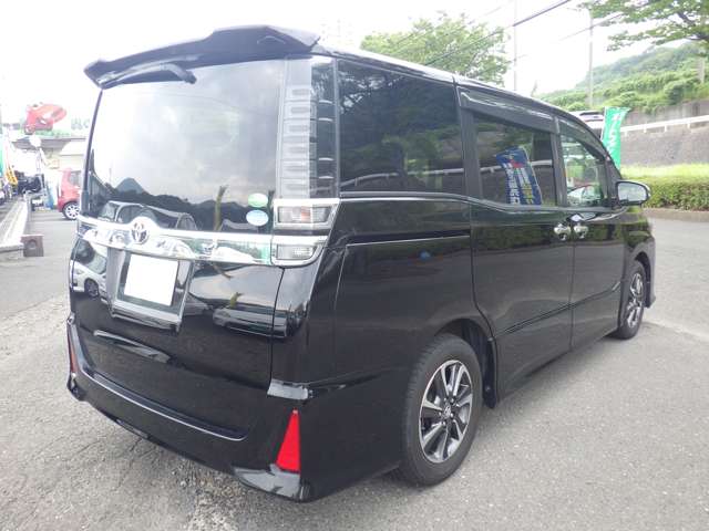 トヨタ ヴォクシー ２．０ ＺＳ 煌 H30年 (九州・沖縄) 99