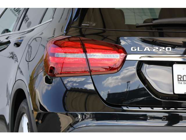 メルセデスベンツ ＧＬＡクラス ＧＬＡ２２０ ４マチック ４ＷＤ R1年 (近畿) 99