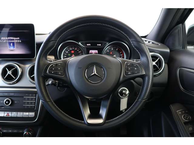 メルセデスベンツ ＧＬＡクラス ＧＬＡ２２０ ４マチック ４ＷＤ R1年 (近畿) 99