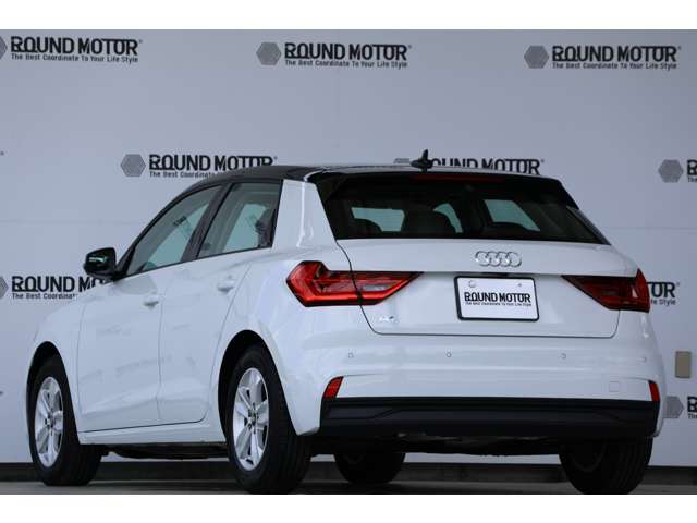 アウディ Ａ１　スポーツバック ２５　ＴＦＳＩ R5年 (近畿) 99