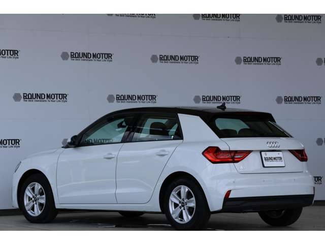 アウディ Ａ１　スポーツバック ２５　ＴＦＳＩ R5年 (近畿) 99