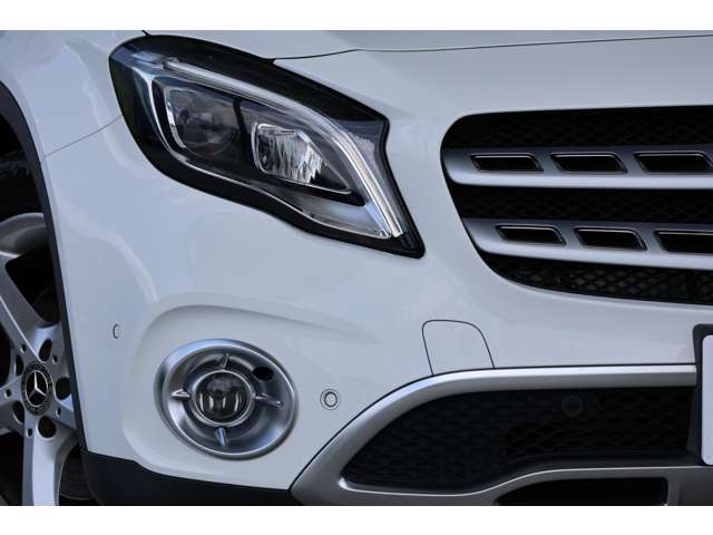 メルセデスベンツ ＧＬＡクラス ＧＬＡ２２０ ４マチック ４ＷＤ R1年 (近畿) 99