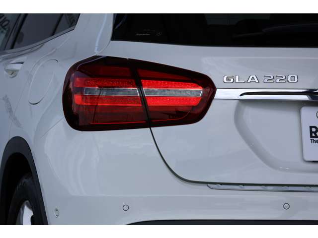 メルセデスベンツ ＧＬＡクラス ＧＬＡ２２０ ４マチック ４ＷＤ R1年 (近畿) 99