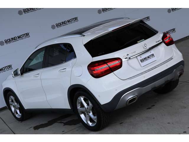 メルセデスベンツ ＧＬＡクラス ＧＬＡ２２０ ４マチック ４ＷＤ R1年 (近畿) 99