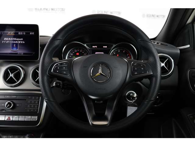 メルセデスベンツ ＧＬＡクラス ＧＬＡ２２０ ４マチック ４ＷＤ R1年 (近畿) 99