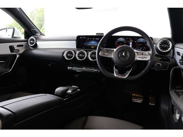 メルセデスベンツ ＣＬＡシューティングブレーク ＣＬＡ２００Ｄ ＡＭＧラインパッケージ ディーゼルターボ R5年 (近畿) 99