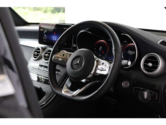 メルセデスベンツ ＧＬＣクーペ ２２０ Ｄ ４マチック ＡＭＧライン ４ＷＤ R2年 (近畿) 99