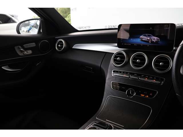 メルセデスベンツ Ｃクラス Ｃ２２０Ｄ ローレウス エディション スポーツプラスパッケージ ディーゼルターボ R4年 (近畿) 99