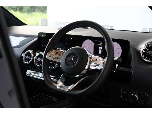 メルセデスベンツ ＧＬＡクラス ＧＬＡ２００ Ｄ ４マチック ＡＭＧラインパッケージ ディーゼルターボ ４ＷＤ R5年 (近畿) 99