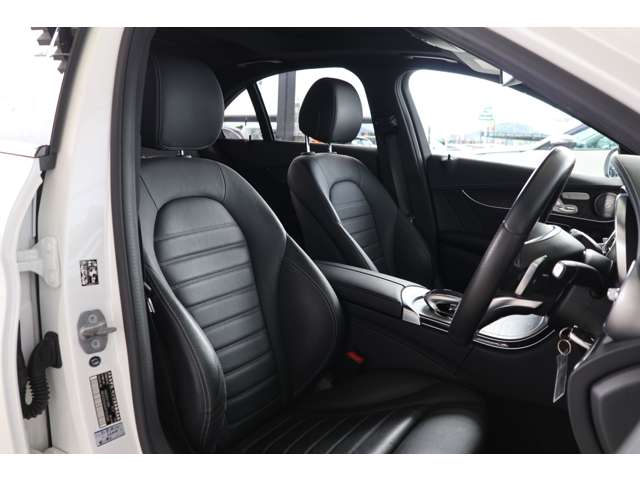ＡＭＧ Ｃクラス Ｃ４３ ４マチック ４ＷＤ H29年 (近畿) 99