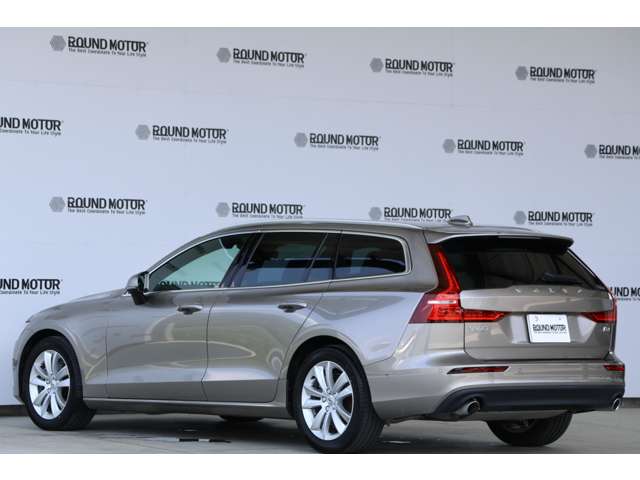 ボルボ Ｖ６０ Ｂ４　モメンタム R3年 (近畿) 99