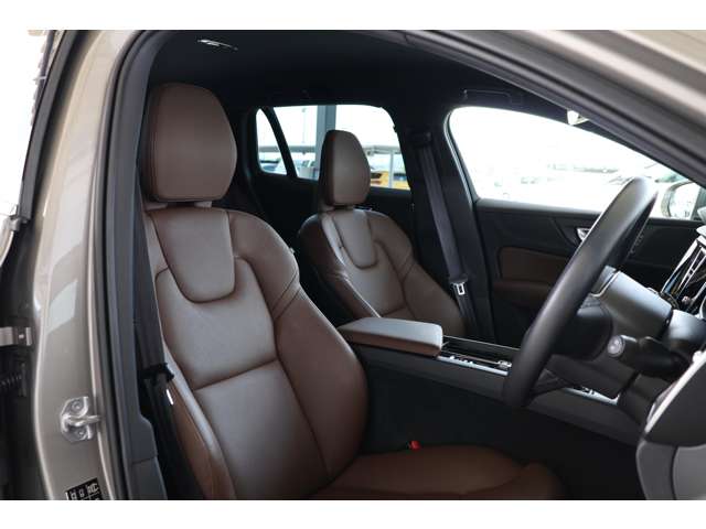 ボルボ Ｖ６０ Ｂ４　モメンタム R3年 (近畿) 99