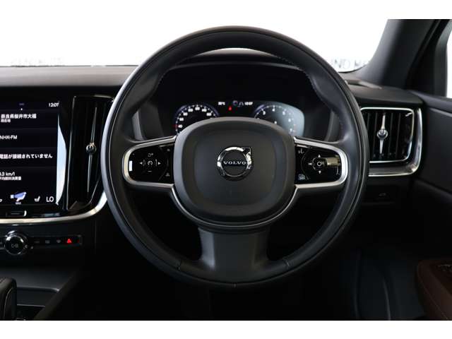 ボルボ Ｖ６０ Ｂ４　モメンタム R3年 (近畿) 99