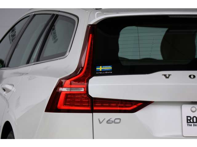 ボルボ Ｖ６０ Ｔ５　モメンタム R1年 (近畿) 99