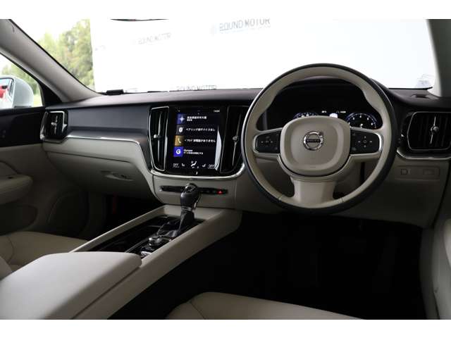 ボルボ Ｖ６０ Ｔ５　モメンタム R1年 (近畿) 99