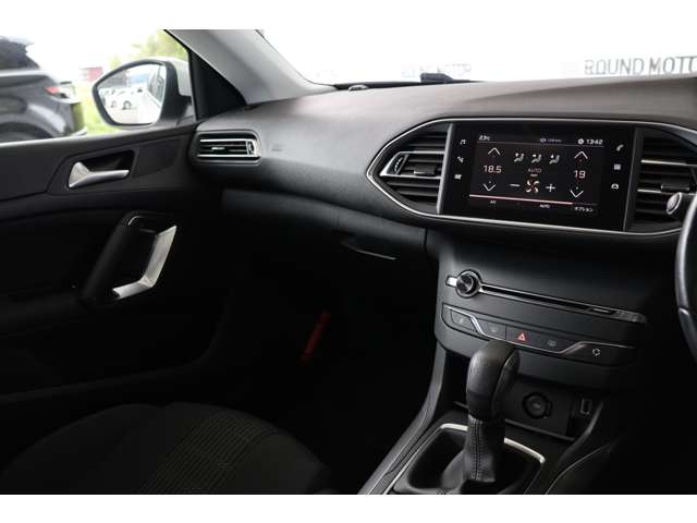 プジョー ３０８ＳＷ アリュール ブルーＨＤＩ スペシャルエディション ディーゼルターボ H30年 (近畿) 99