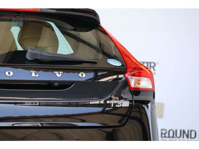ボルボ Ｖ４０ Ｔ３　クラシックエディション R1年 (近畿) 99