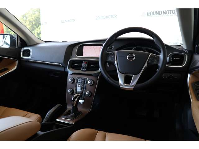 ボルボ Ｖ４０ Ｔ３　クラシックエディション R1年 (近畿) 99