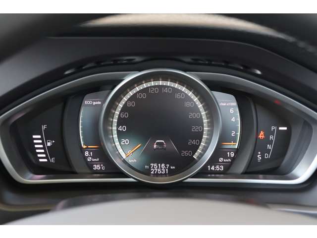 ボルボ Ｖ４０ Ｔ３　クラシックエディション R1年 (近畿) 99