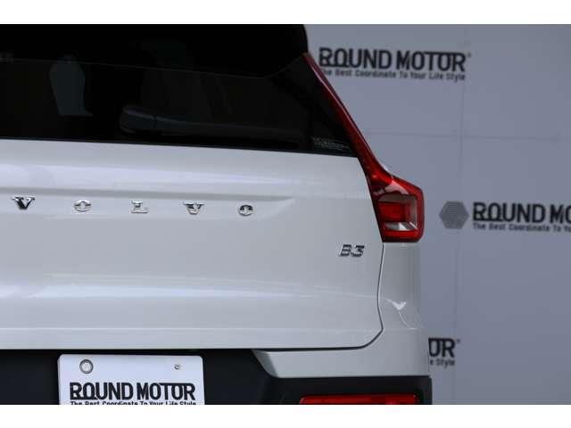 ボルボ ＸＣ４０ プラス　プロ　Ｂ３ R4年 (近畿) 99