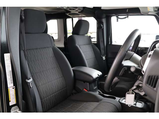 ジープ ラングラー　アンリミテッド アンリミテッド サハラ ４ＷＤ H24年 (近畿) 99