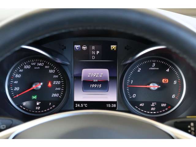 メルセデスベンツ ＧＬＣクラス ２２０ Ｄ ４マチック ローレウス エディション ディーゼルターボ ４ＷＤ R1年 (近畿) 99