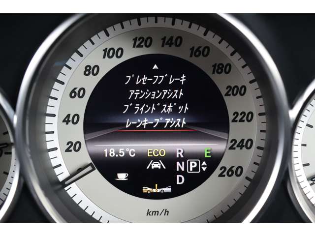 メルセデスベンツ ＣＬＳシューティングブレーク ＣＬＳ３５０ ブルーエフィシェンシー ＡＭＧスポーツパッケージ H24年 (近畿) 99
