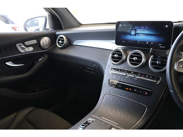 メルセデスベンツ ＧＬＣクラス ２２０ Ｄ ４マチック ＡＭＧライン ディーゼルターボ ４ＷＤ R2年 (近畿) 99