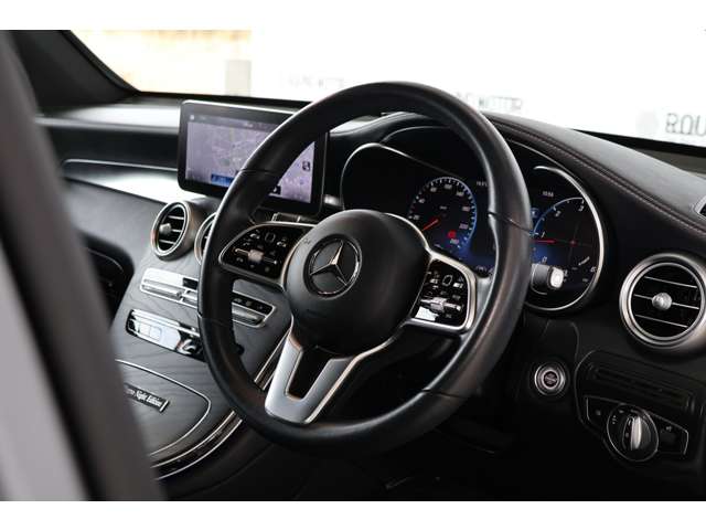 メルセデスベンツ ＧＬＣクーペ ２２０ Ｄ ４マチック マグノナイトエディション ４ＷＤ R3年 (近畿) 99