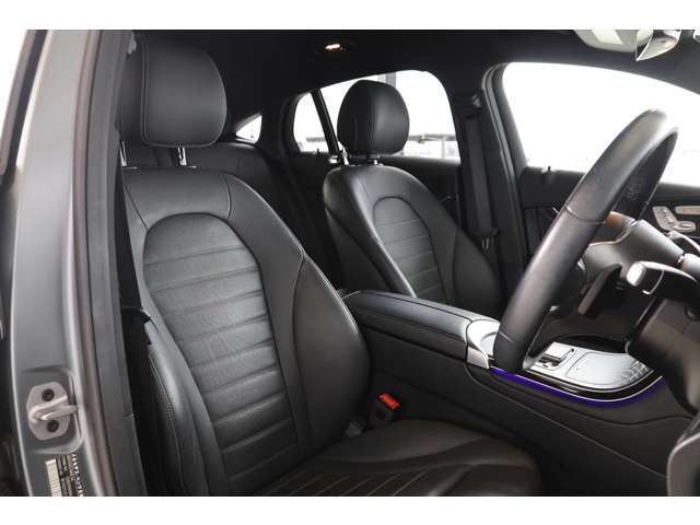 メルセデスベンツ ＧＬＣクーペ ２２０ Ｄ ４マチック マグノナイトエディション ４ＷＤ R3年 (近畿) 99