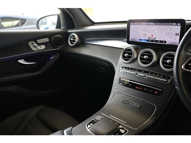 メルセデスベンツ ＧＬＣクーペ ２２０ Ｄ ４マチック マグノナイトエディション ４ＷＤ R3年 (近畿) 99
