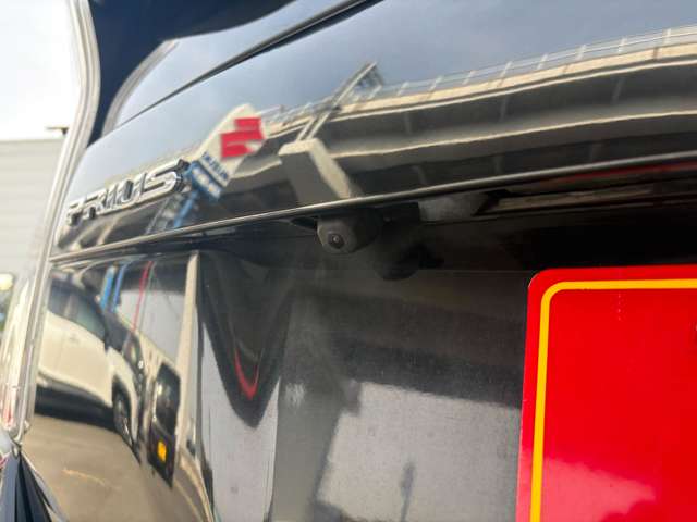 トヨタ プリウス １．８ Ｓ H25年 (近畿) 99
