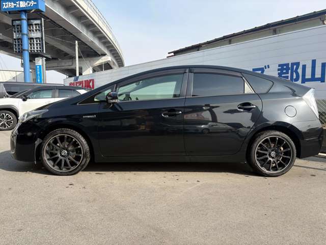 トヨタ プリウス １．８ Ｓ H25年 (近畿) 99