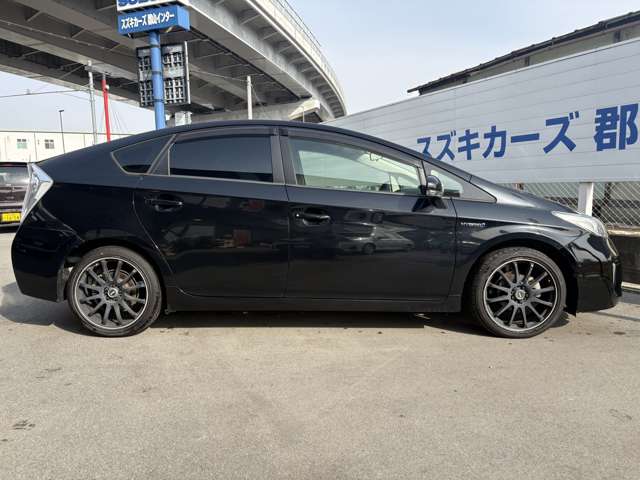 トヨタ プリウス １．８ Ｓ H25年 (近畿) 99
