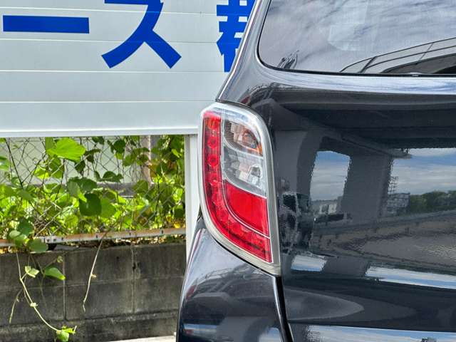 ダイハツ ミラ　イース ６６０ Ｘ メモリアルエディション H24年 (近畿) 99