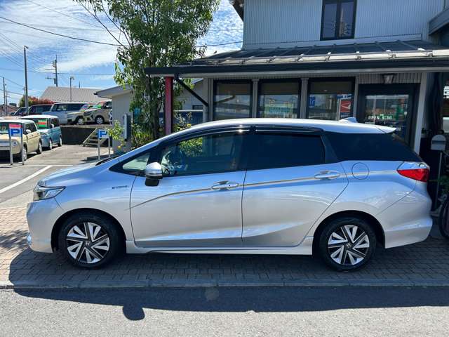 ホンダ シャトル １．５ ハイブリッド Ｘ H27年 (関東) 99